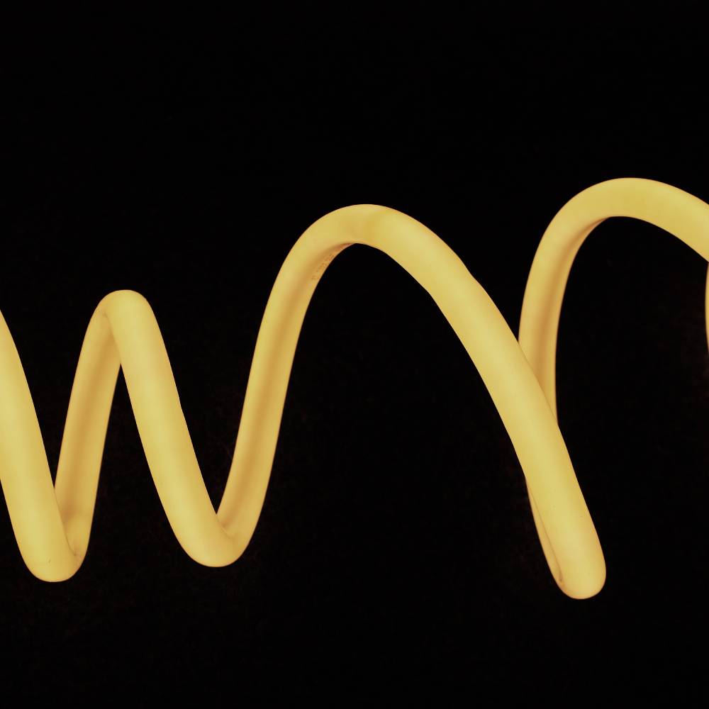 I LumoS 16mm WARM WIT Flexibele IP65 Dimbare 360 graden LED Neon Strip 220 – 240V 9W/m
